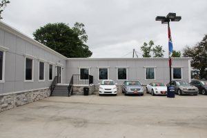 Kinsel Ford Used Car Dealership-20